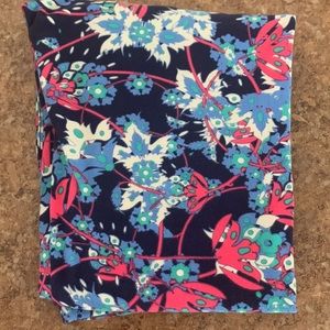 New OS leggings from LuLaRoe